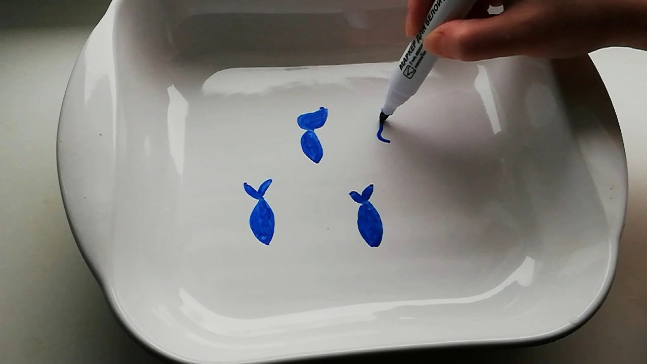 Опыт с маркером тарелкой и водой