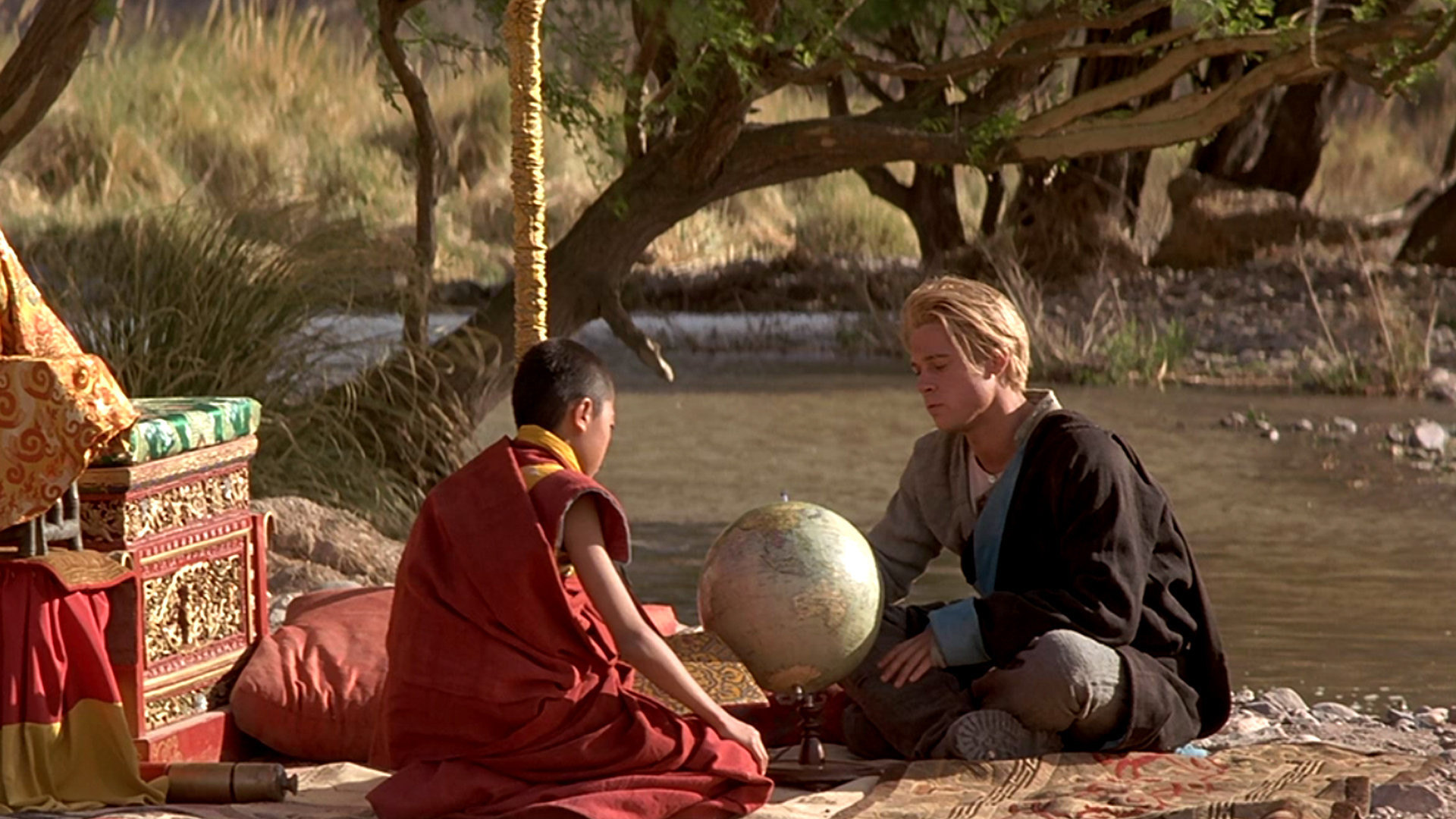 Кадр из фильма Семь лет в Тибете