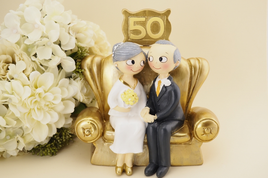 Креативная картинка Золотая свадьба - 50 лет.