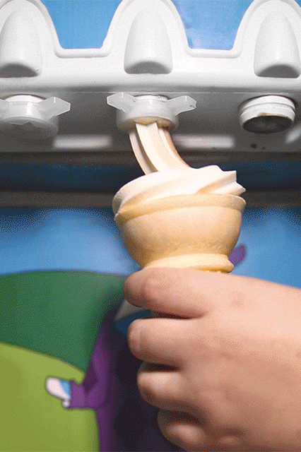 Гифка, лед, холм, гиф, gif, анимация, скачать, анимированный гиф. Мороженое из крана, Ice Cream Machine гиф.