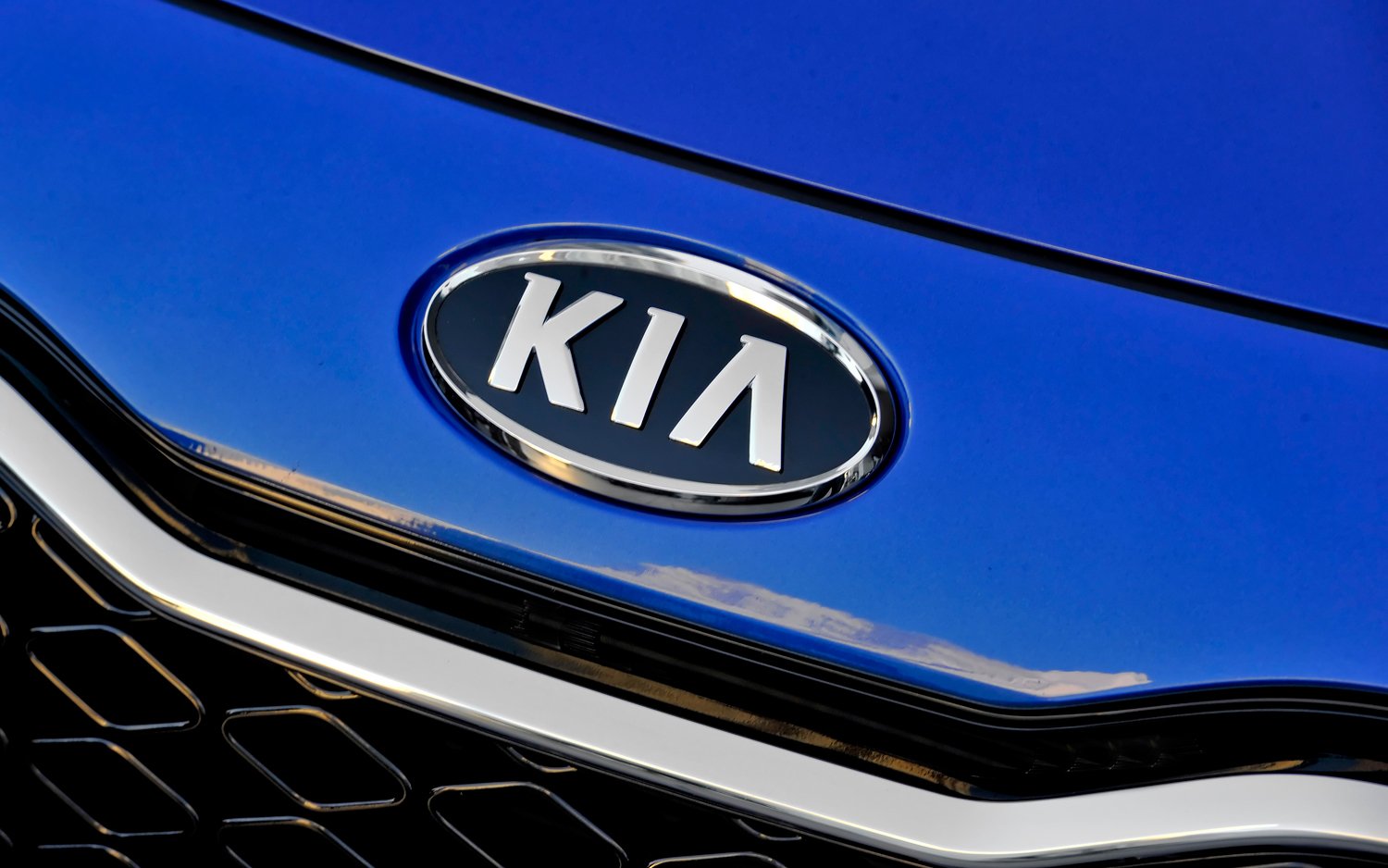 Kia New logo