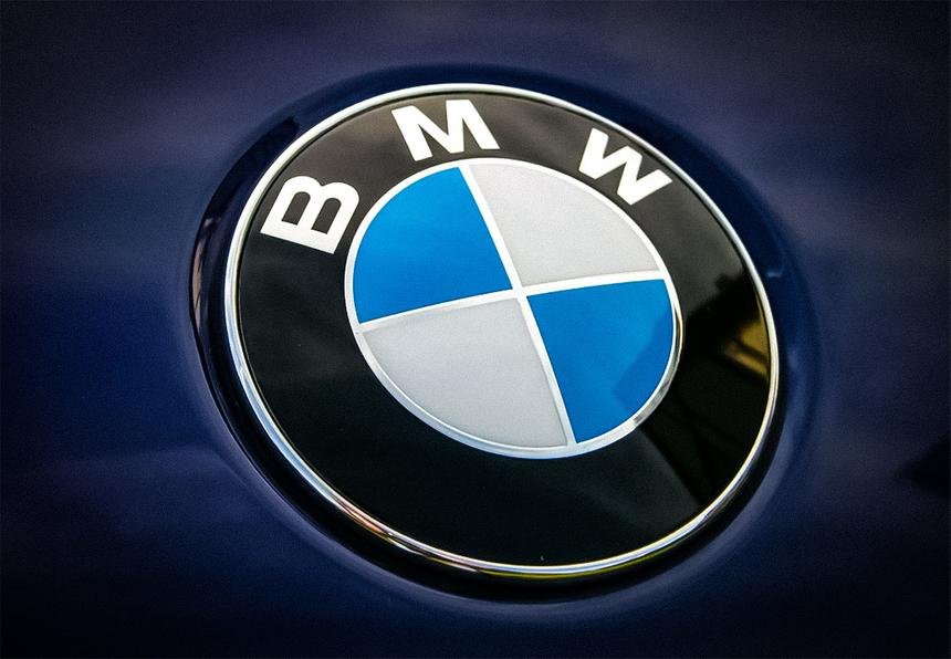 BMW эмблема