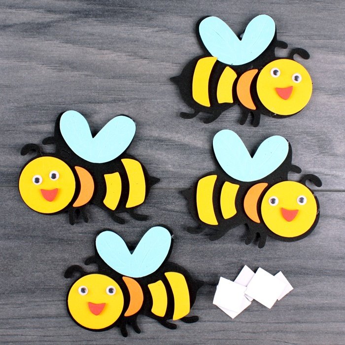 Наклейки на шкафчики для группы пчелки