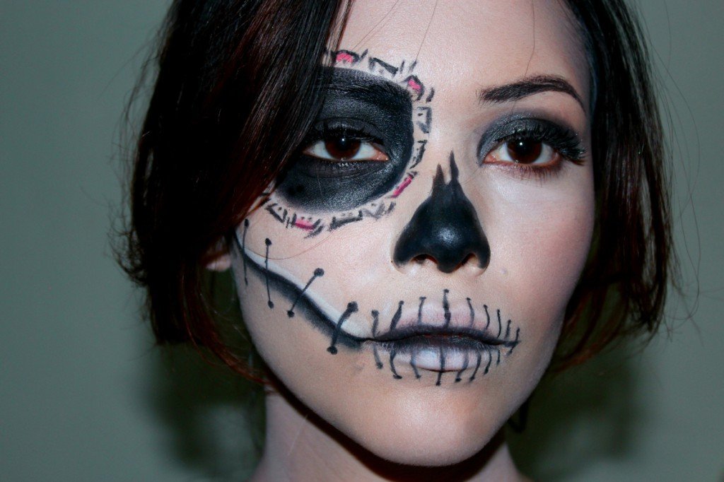 Рисунки на лице на Хэллоуин для девушек