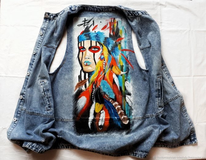Роспись одежды джинсовой куртки