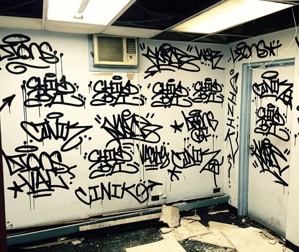 Теги граффити