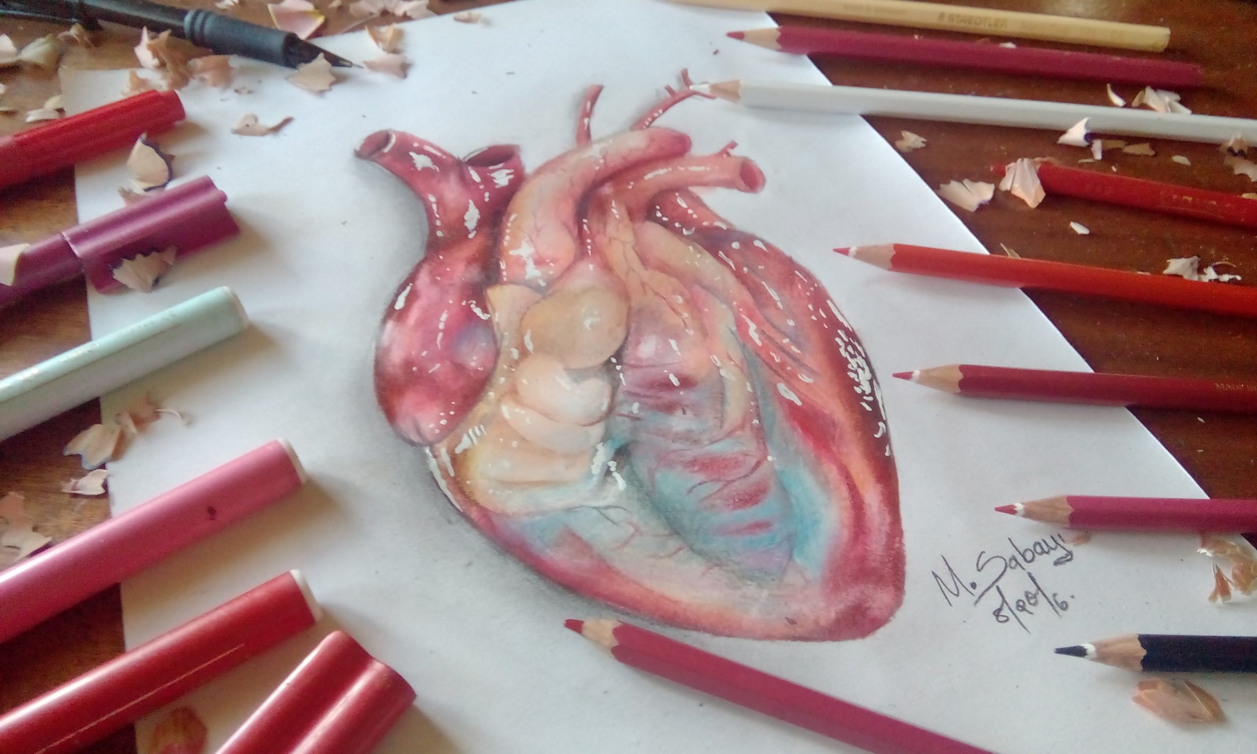 Сердце цветными карандашами