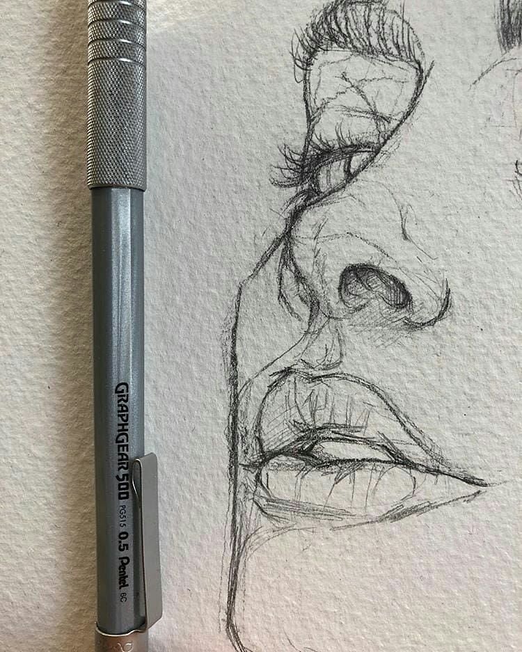 Портрет гелевой ручкой