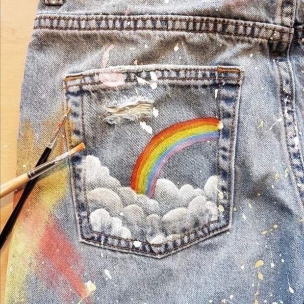 Рисование на джинсах акриловыми красками