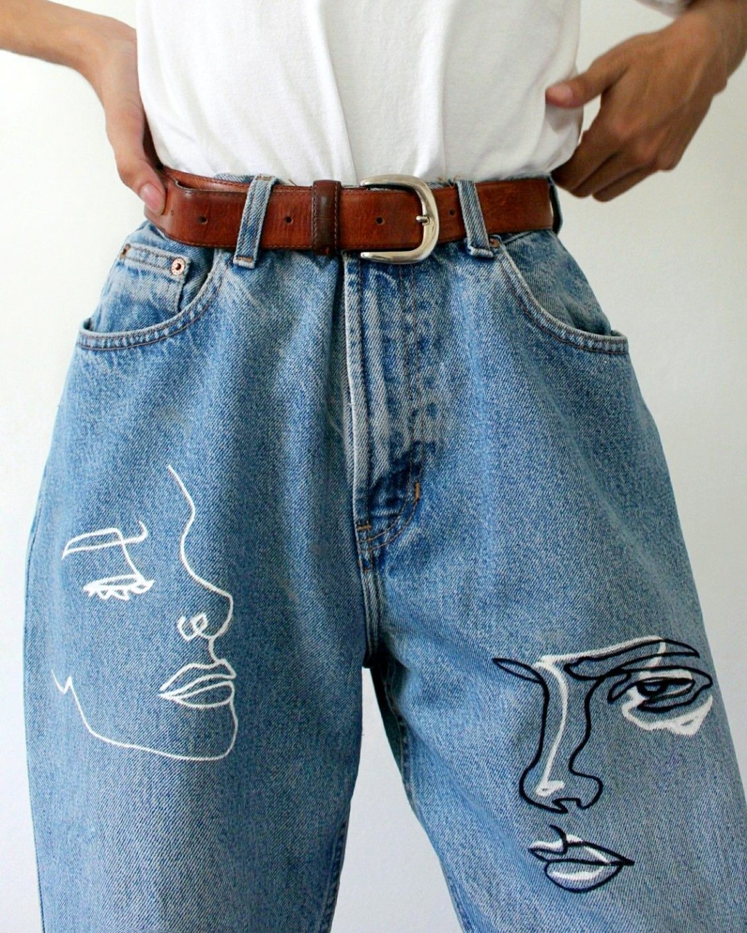 Разукрашенные джинсы