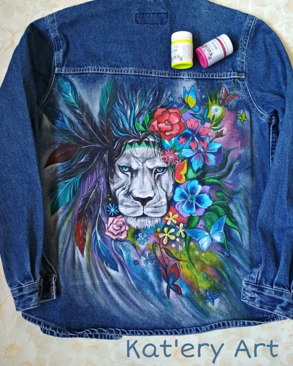 Рисование на джинсовых куртках