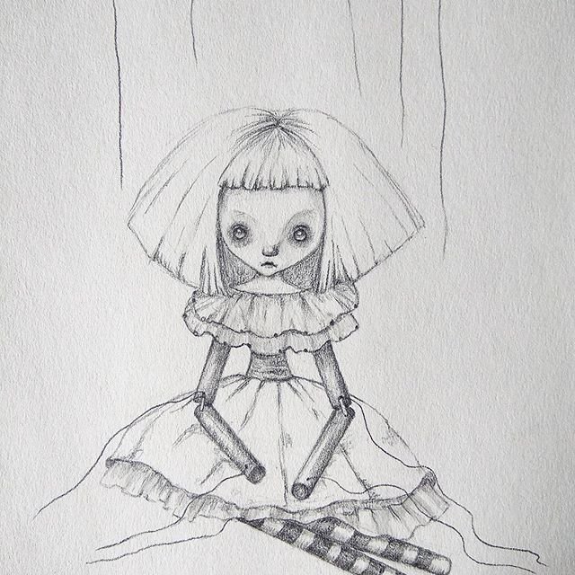 Кукла карандашом